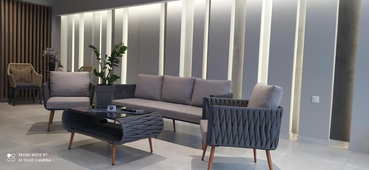 Elizabeth Queen Luxury Rooms Паралия-Катерини Экстерьер фото