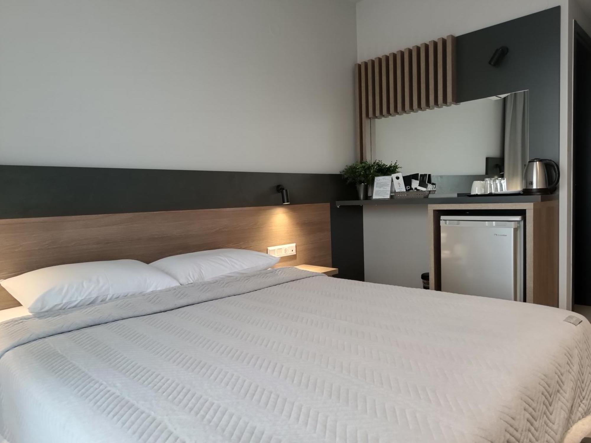 Elizabeth Queen Luxury Rooms Паралия-Катерини Экстерьер фото