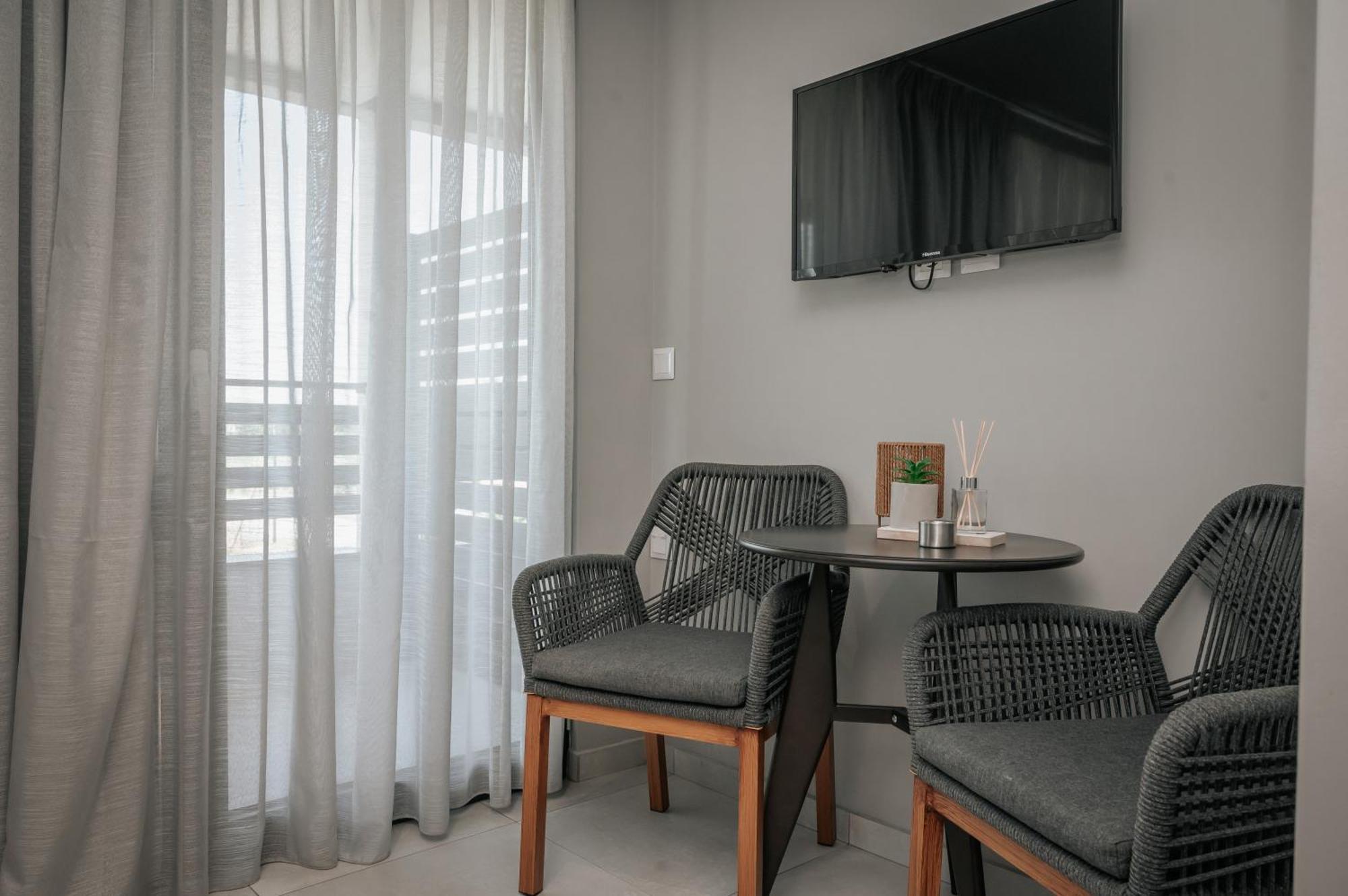 Elizabeth Queen Luxury Rooms Паралия-Катерини Экстерьер фото