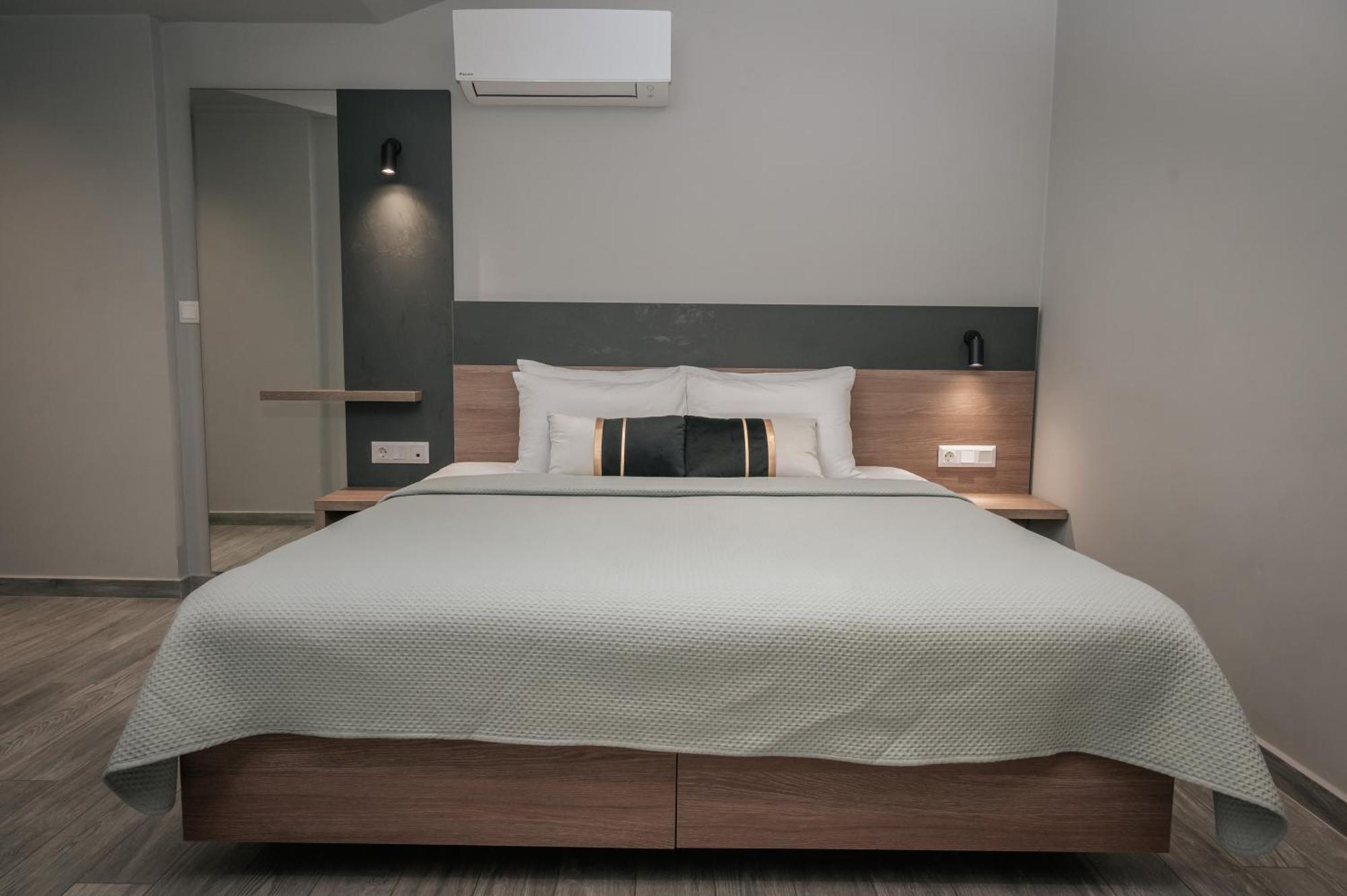 Elizabeth Queen Luxury Rooms Паралия-Катерини Экстерьер фото