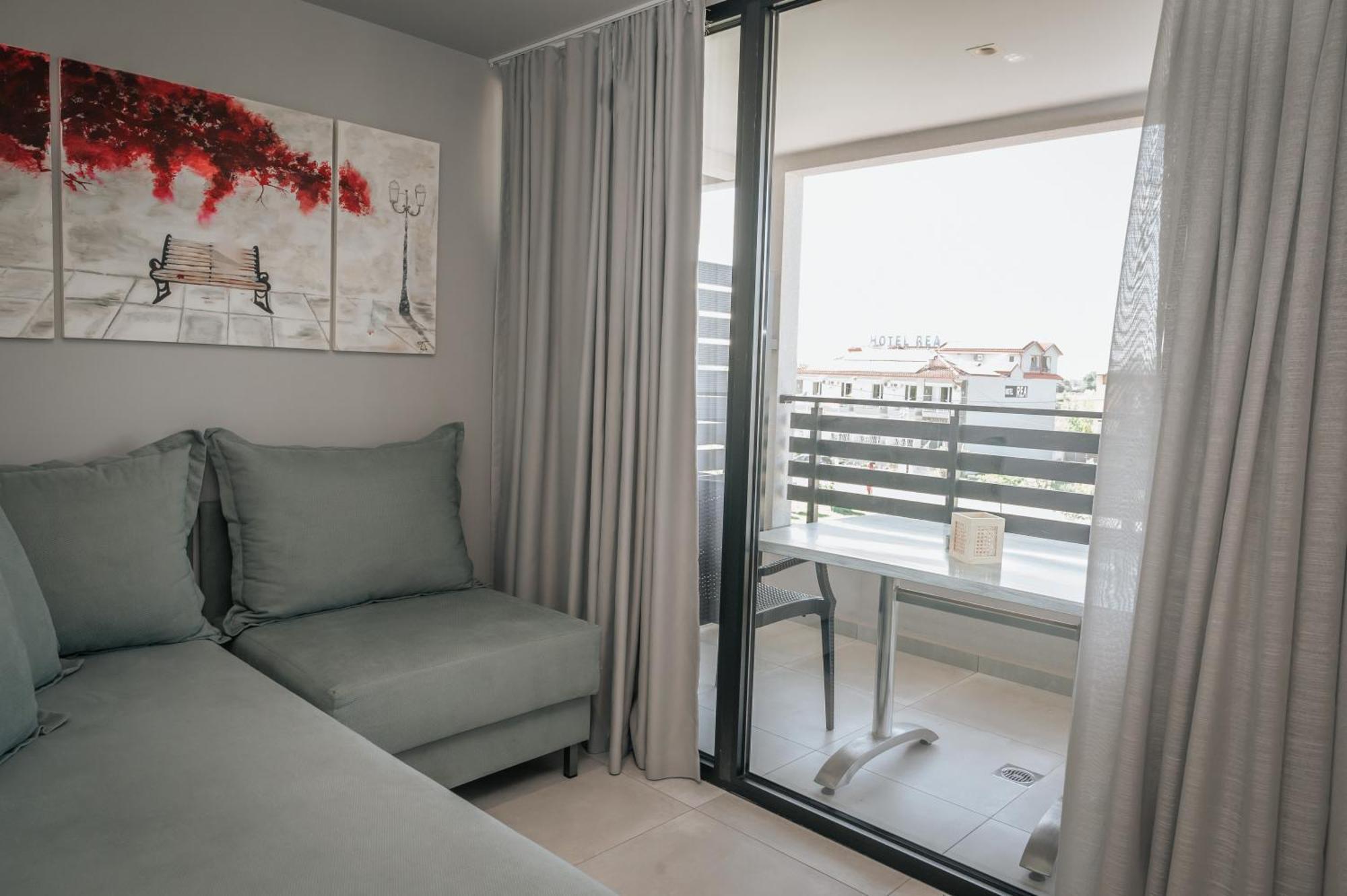 Elizabeth Queen Luxury Rooms Паралия-Катерини Экстерьер фото