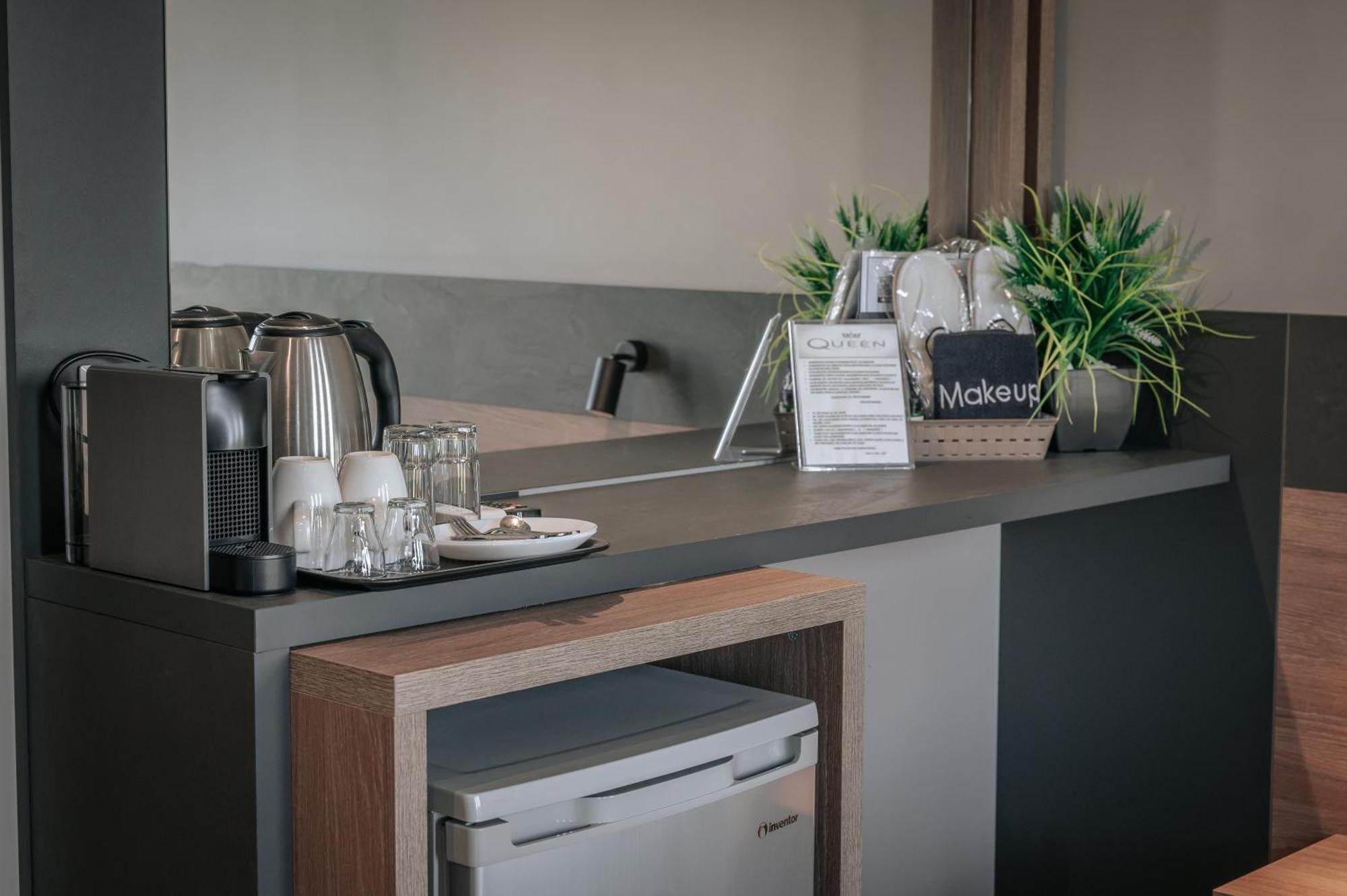 Elizabeth Queen Luxury Rooms Паралия-Катерини Экстерьер фото